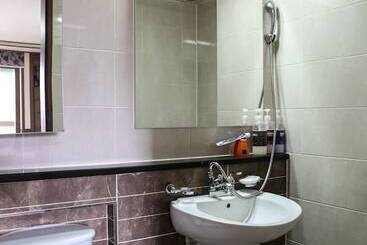 Hill Stay Hotel Residence