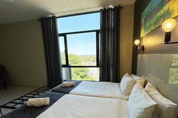 N1 Hotel Samora Machel Harare