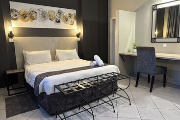 N1 Hotel Samora Machel Harare