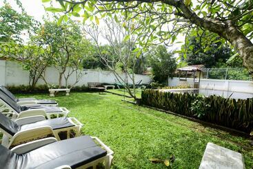 هتل Pavana Resort