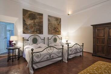 هتل Residenza Principi Ruspoli