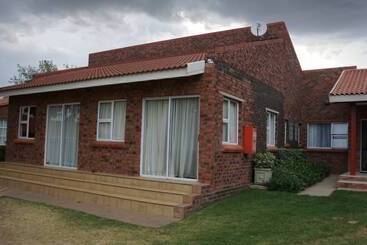 پانسیون Botleng Guest House