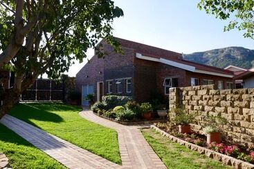 پانسیون Botleng Guest House