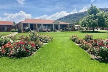 پانسیون Botleng Guest House