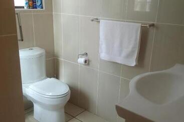 پانسیون Botleng Guest House