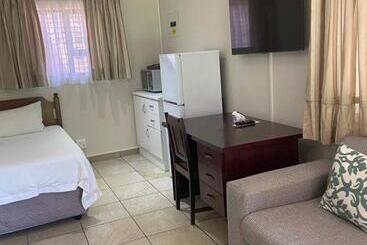 پانسیون Botleng Guest House