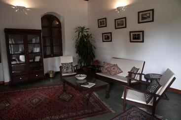 پانسیون Hiliki House