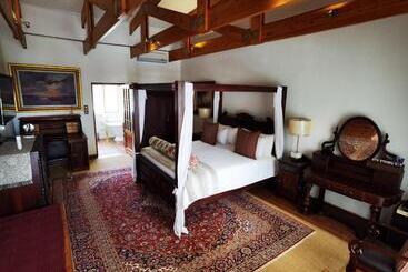 Kleine Constantia - Johannesburg