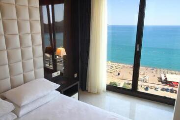 Shine Residence