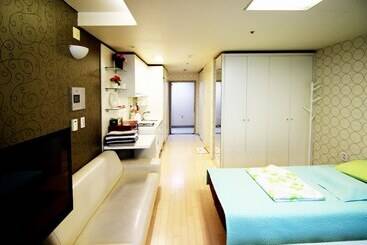 Weve House