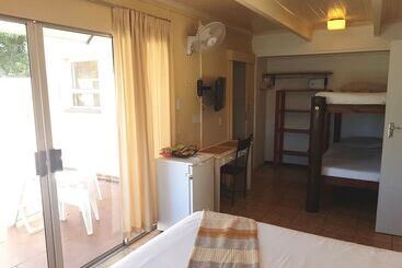 هاستل Amakaya Backpackers Travelers Accommodation