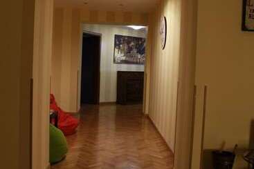 تختخواب و صبحانه Bologna Center Town