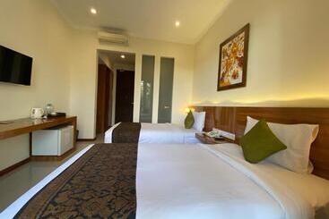 هتل Argya Santi Resort