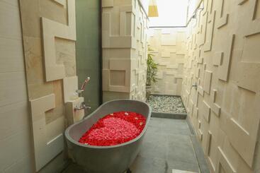 هتل Argya Santi Resort