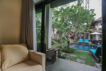 هتل Argya Santi Resort