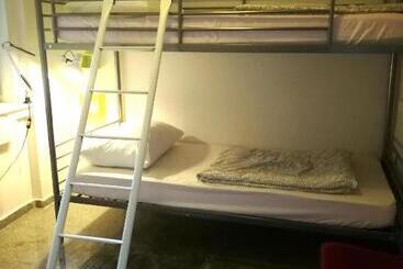 هتل Hostel 24