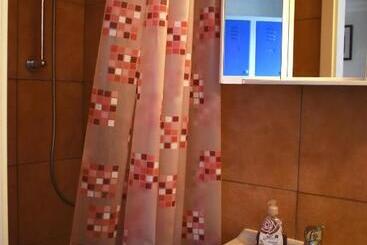 هتل Hostel 24