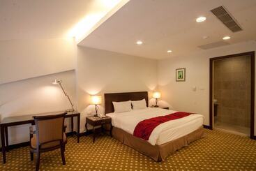 Les Hotel Tainan
