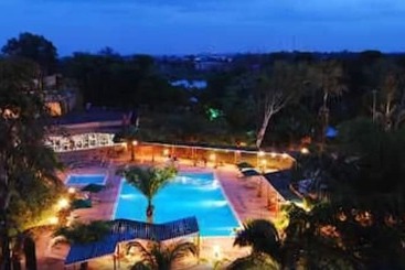 هتل Nike Lake Resort