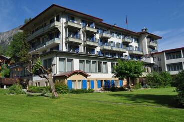 Parkhotel Bellevue Lenk