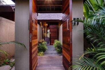 هتل Samkhya Villas