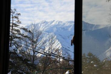 هتل Seventh Heaven Hakuba