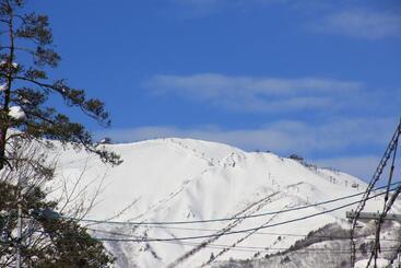 هتل Seventh Heaven Hakuba