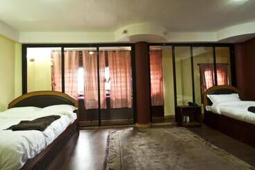 هتل Siddhi Home & Restaurant