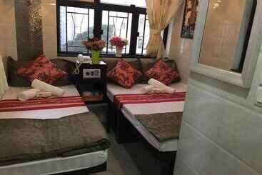 هتل Skycity Hostel