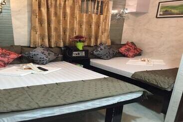هتل Skycity Hostel