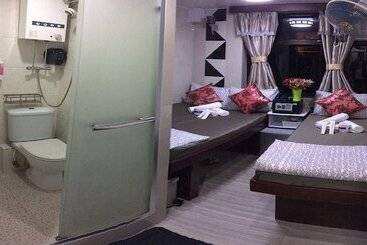 هتل Skycity Hostel