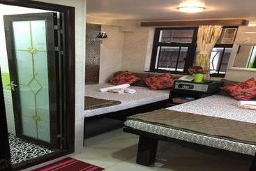 هتل Skycity Hostel