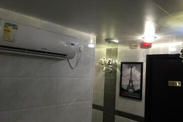 هتل Skycity Hostel