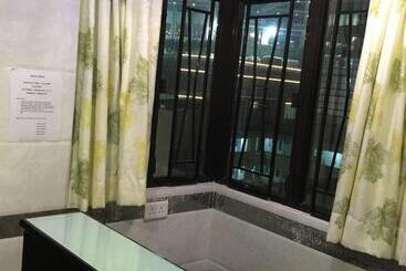 هتل Skycity Hostel