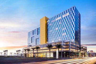 בית מלון כפרי Springhill Suites By Marriott San Diego Downtown/bayfront