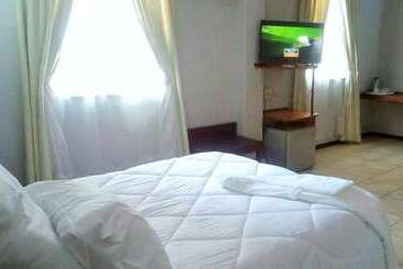 هتل The Lusaka