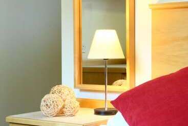 پانسیون Agnes Blackadder Hall Campus Accommodation