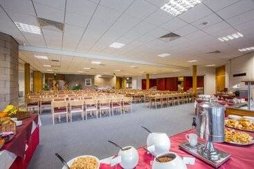 پانسیون Agnes Blackadder Hall Campus Accommodation
