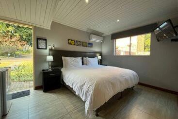 پانسیون Ilanda Guest House