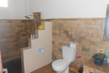 پانسیون Titi Sedana Homestay