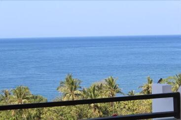 پانسیون Titi Sedana Homestay