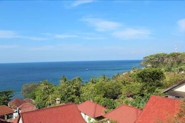 پانسیون Titi Sedana Homestay