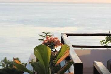 پانسیون Titi Sedana Homestay