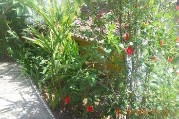 پانسیون Titi Sedana Homestay