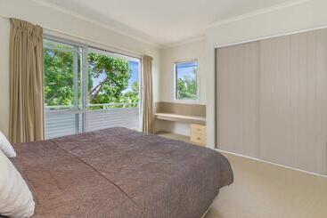 Raumati Sands Resort