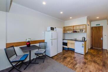 Raumati Sands Resort