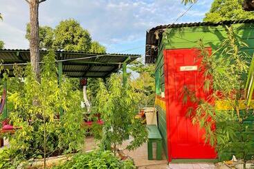 هاستل Judy House Cottages And Rooms