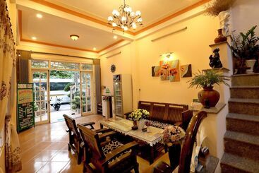 تختخواب و صبحانه Green Garden Homestay