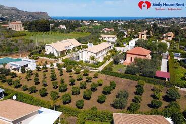 Borgo Aranci   Appartamento In Villa Garofalo   15b