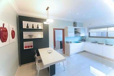 Fallsway Villas